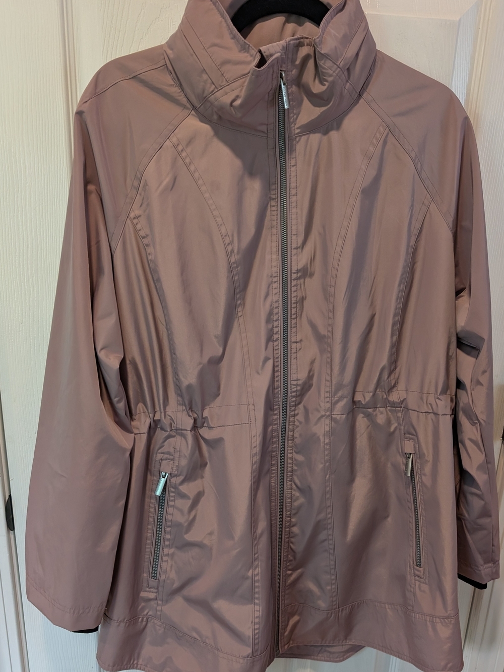NWOT Calvin Klein Performance Raincoat In Dusty Rose